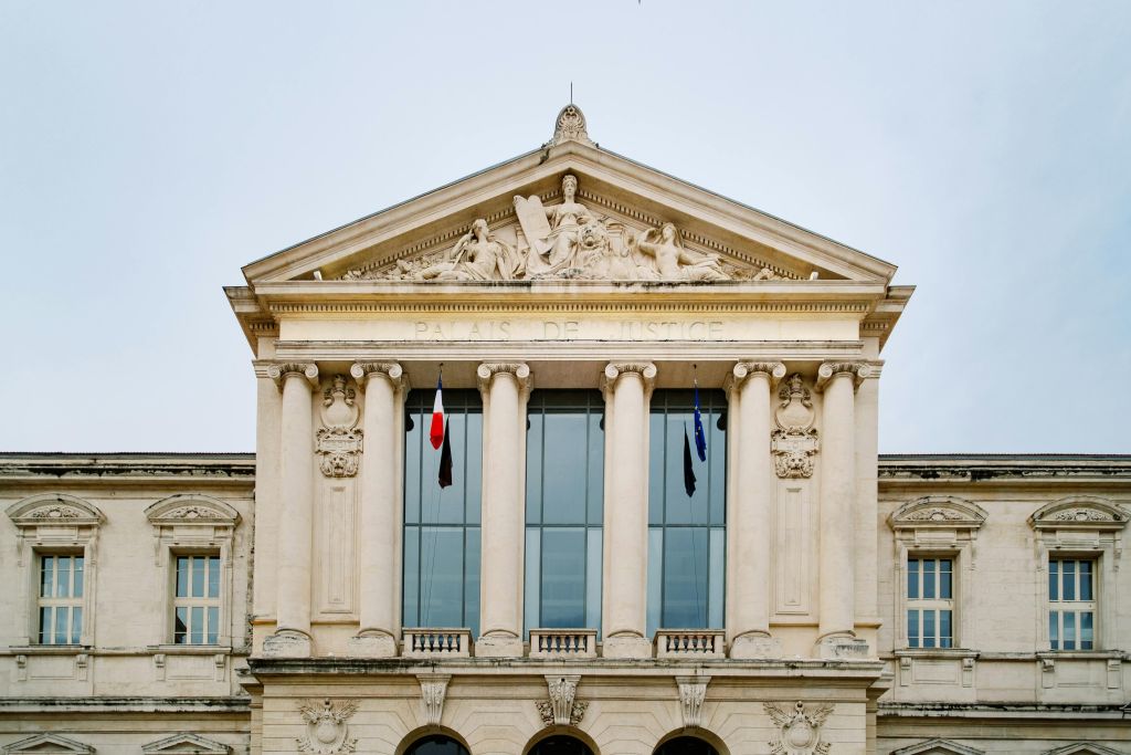 alteas-breve-courtier-assurance